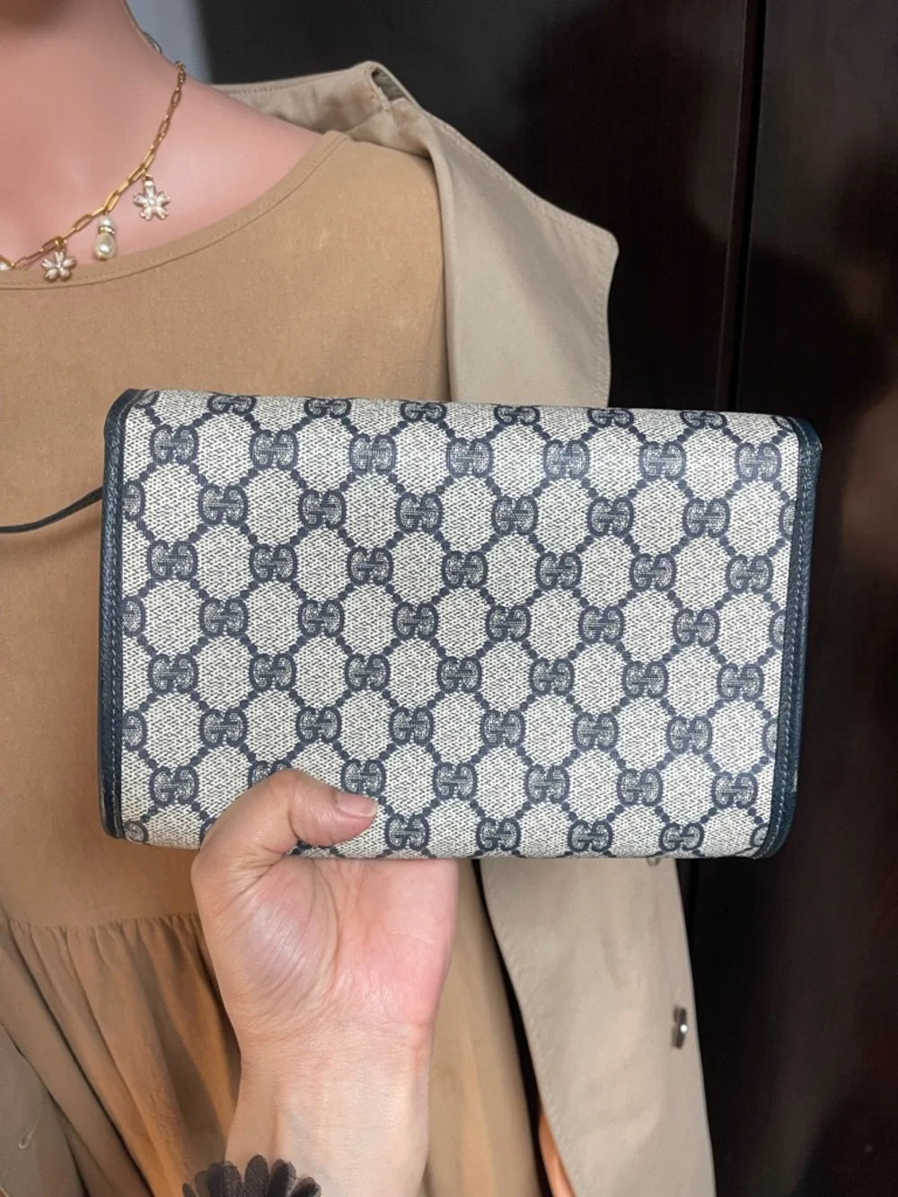 Authentic Gucci vintage GG canvas crossbody bag - Picture 12 of 13